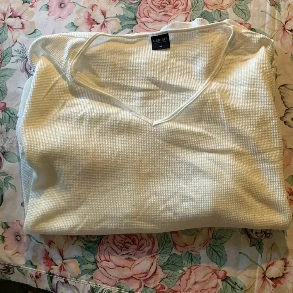 Spirit Women’s Thermal Solid White Size XL